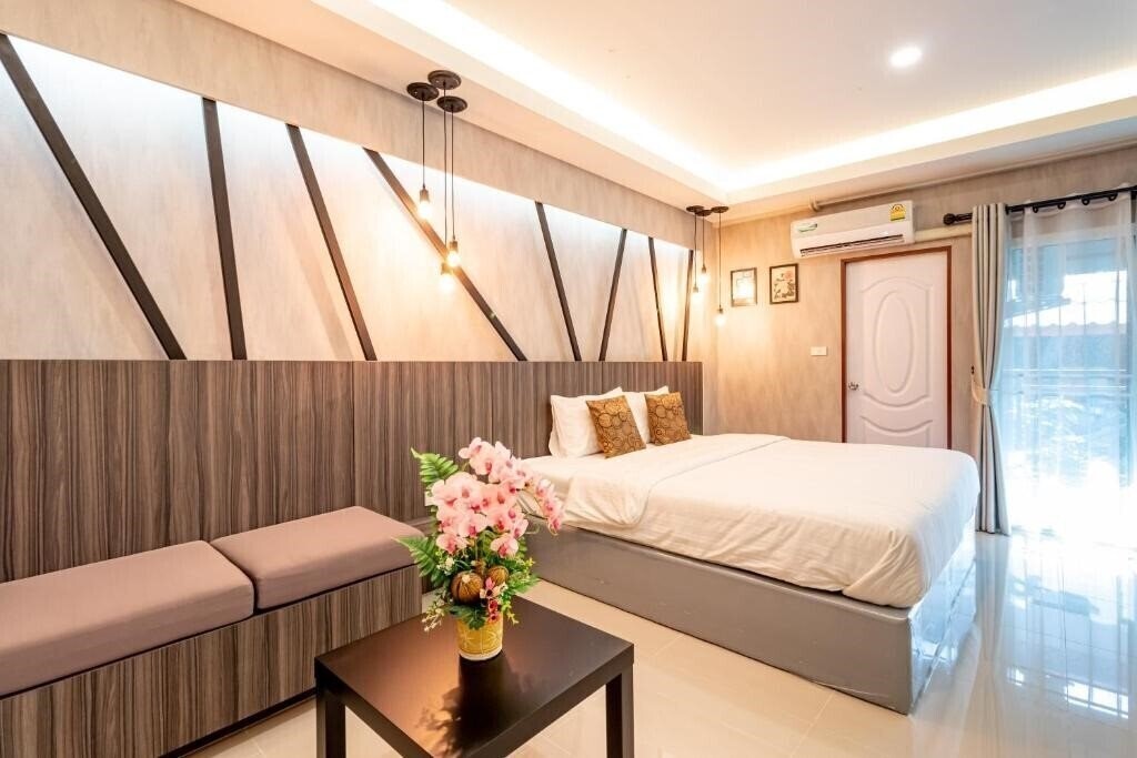 Фото Tree Place 3*