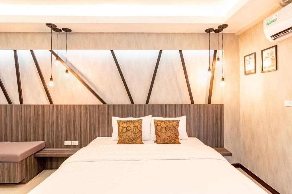 Картинка Tree Place 3*