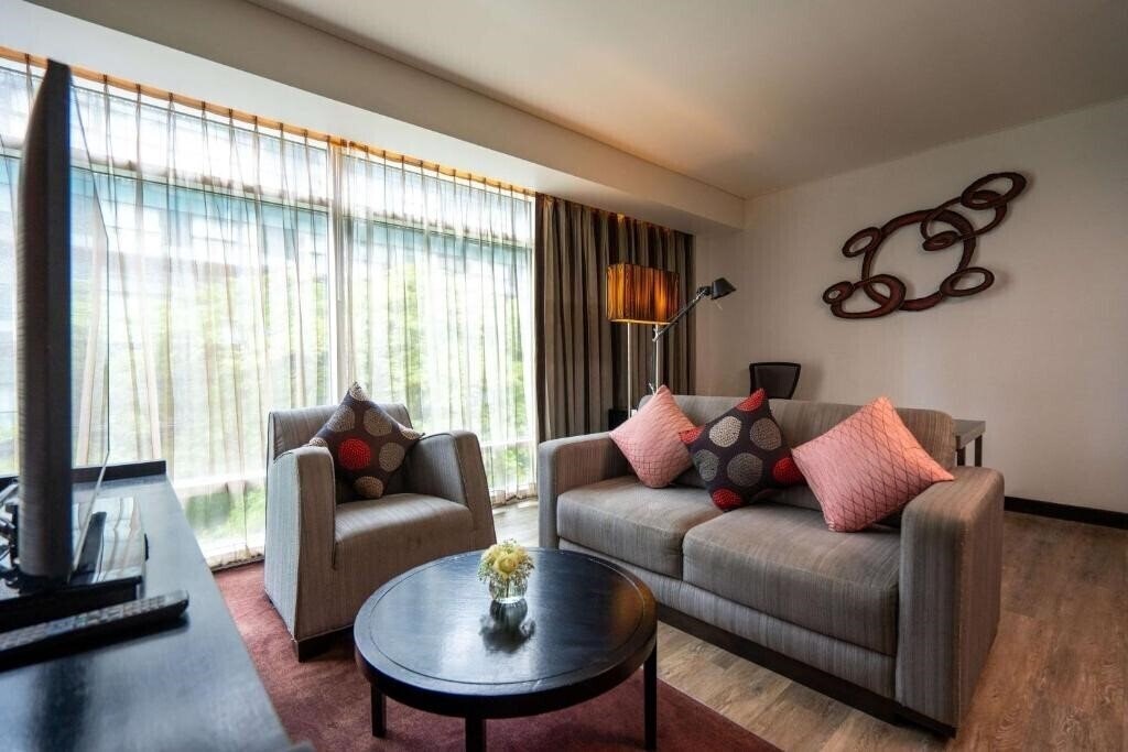 Изображение Park Plaza Bangkok Soi 4*