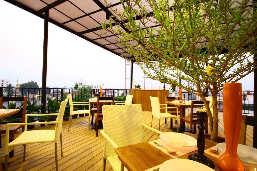 Фото Small Hotel Chiang Mai 3*