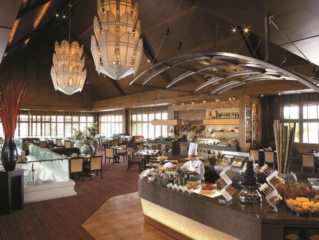 Изображение Shangri-La Hotel Chiang Mai 5*