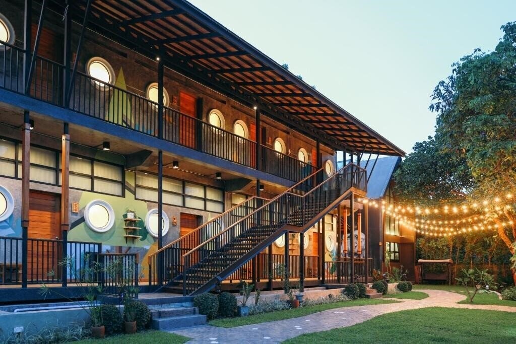 Yellow Pillow Hotel 3* фотосуреті