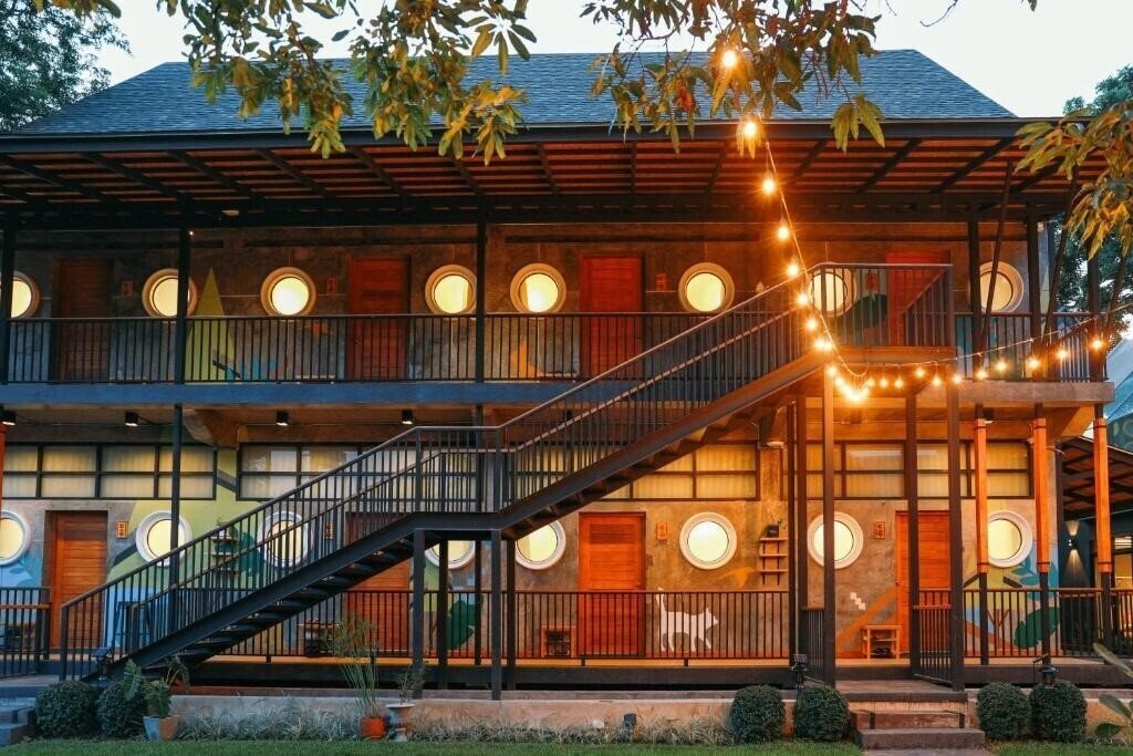 Yellow Pillow Hotel 3* суреті