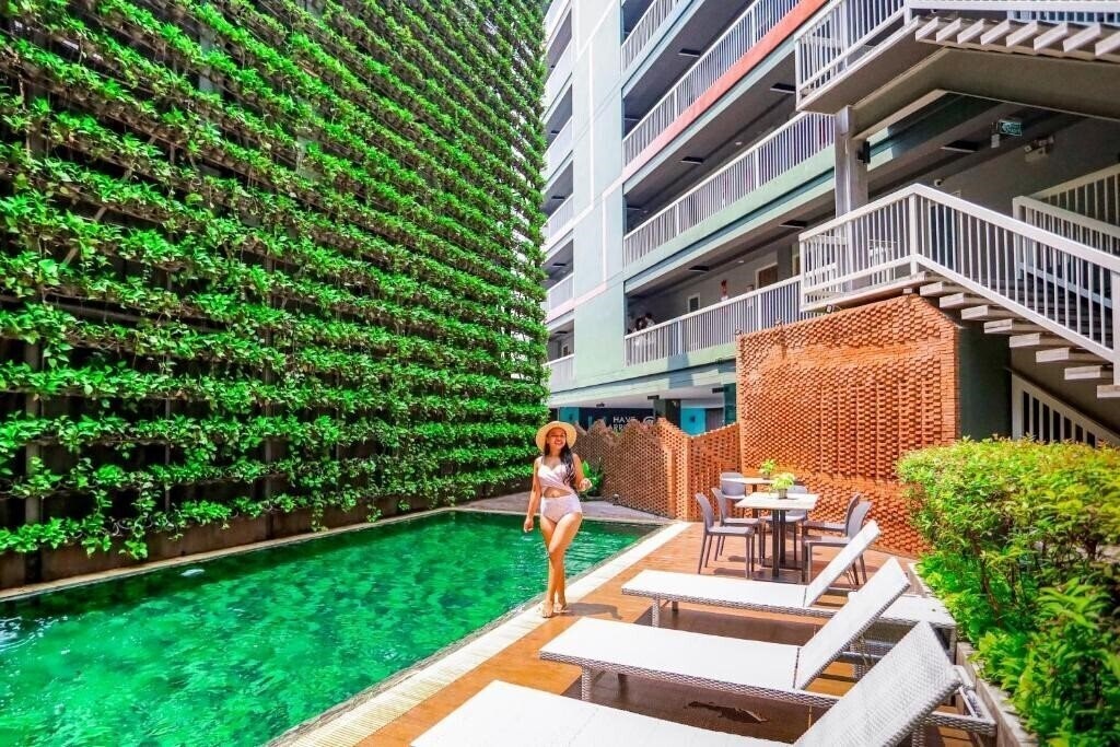 Отель Cross Vibe Chiang Mai Decem 4*