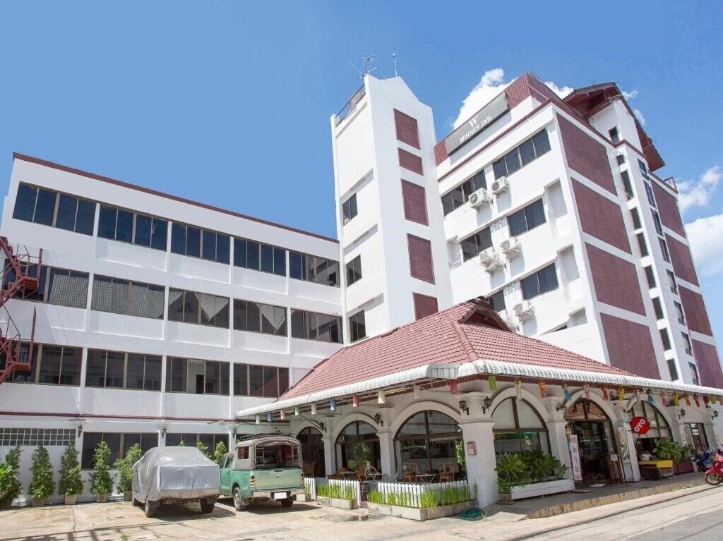 Отель Oyo 1096 Winner Inn Hotel 3*