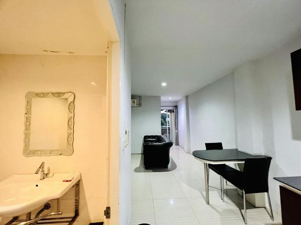 Фото Inn Kham Apartment 3*