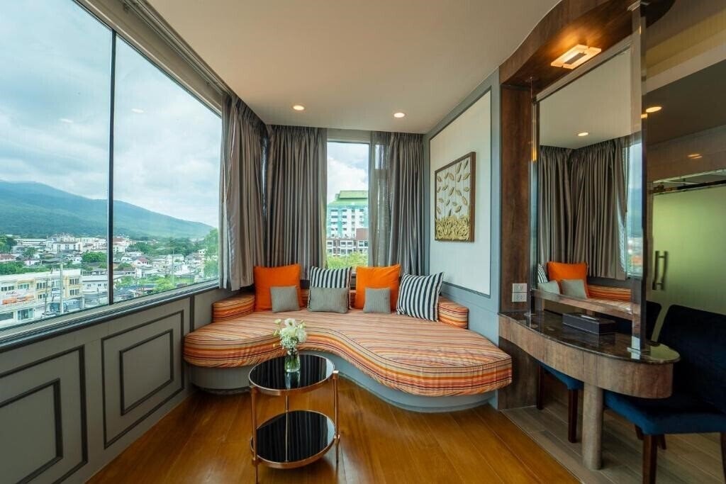 Картинка Khum Phucome 3*