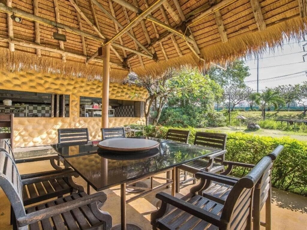 The Park Hotel Pattaya 2* суреті