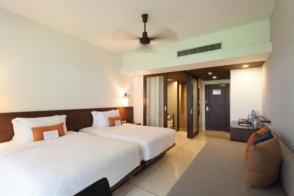 Картинка Khaolak Southsea Hotel 4*