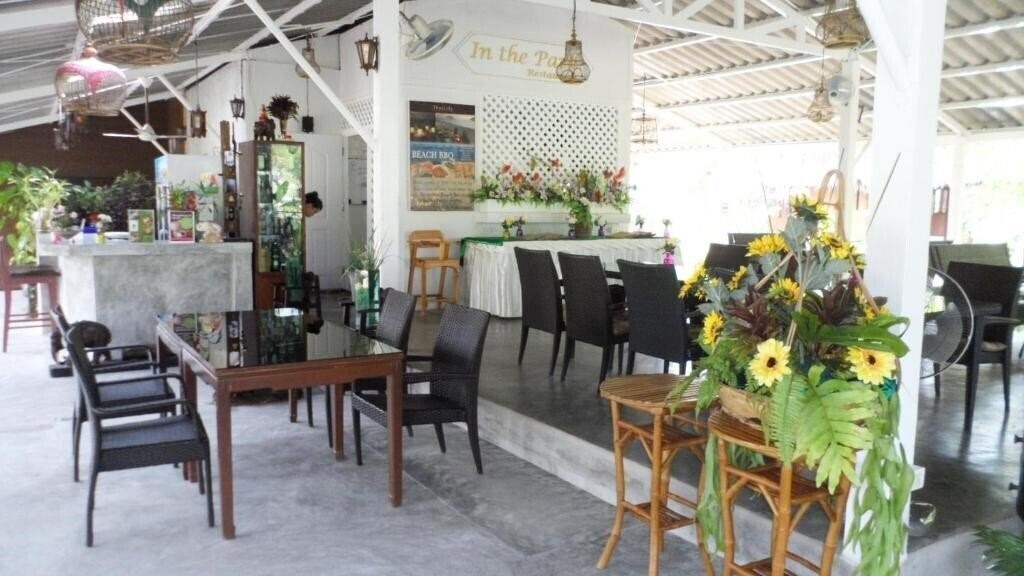 The Hip Resort 3* суреті