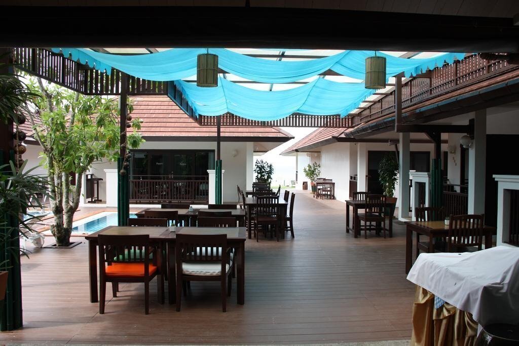 Fanari Khao Lak Resort 3* суреті