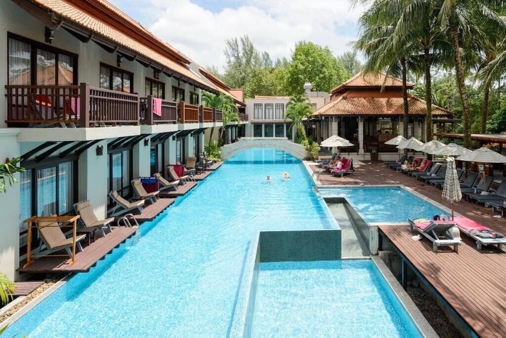 Отель Khaolak Oriental Resort 4*