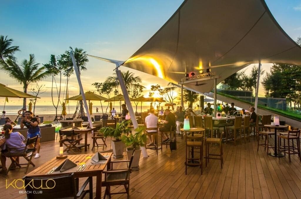 Фотография La Vela Khao Lak 4*