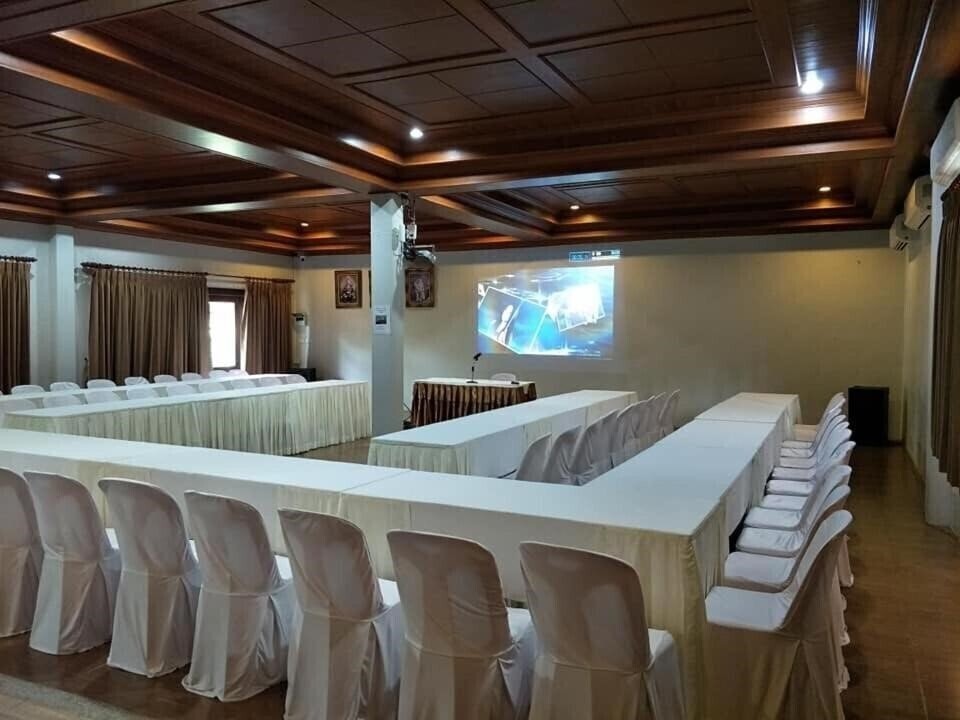 The Sunset Beach Resort 3* суреті