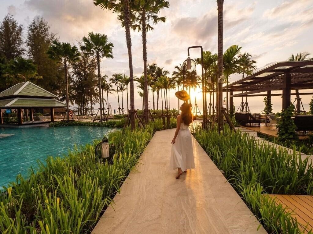Фотография Grand Mercure Khao Lak 5*