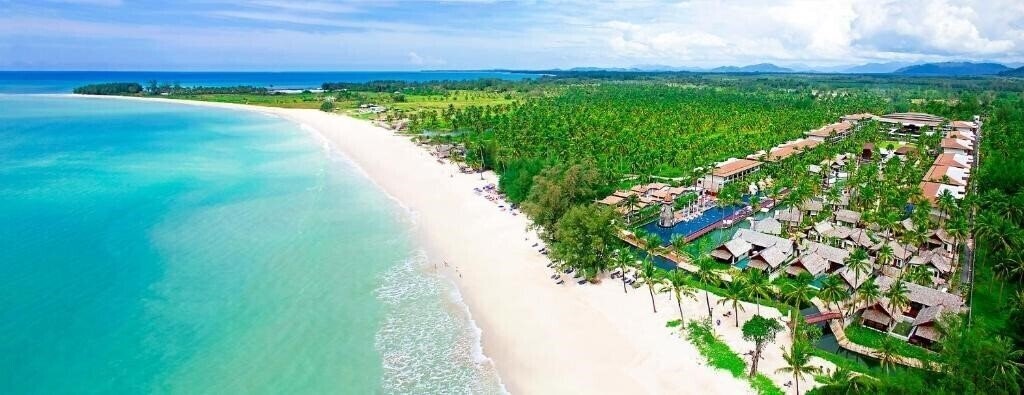 Отель Graceland Khao Lak Hotel & Resort 5*
