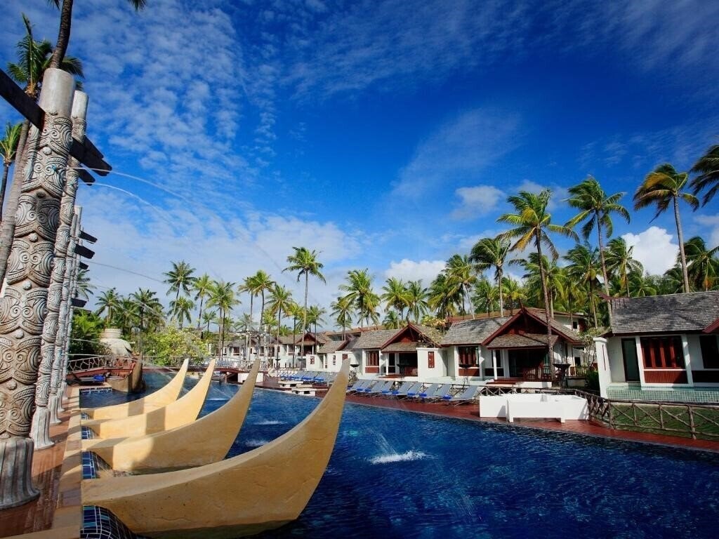 Graceland Khao Lak Hotel & Resort 5* суреті