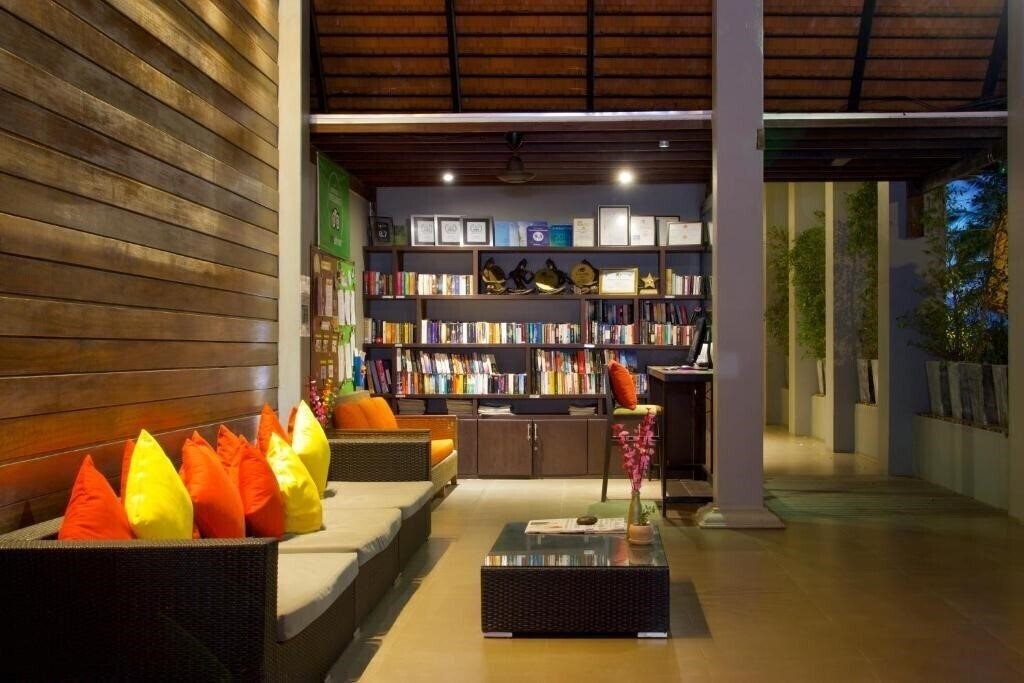 Изображение Chong Fah Beach Resort 4*