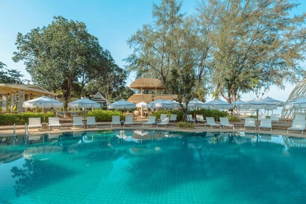 Фото Khao Lak Emerald Beach Resort & Spa 4*