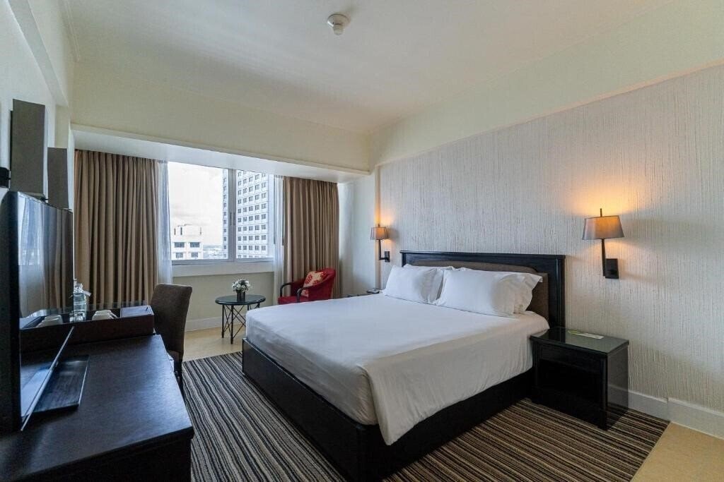 Картинка Centara Hotel Hat Yai 4*