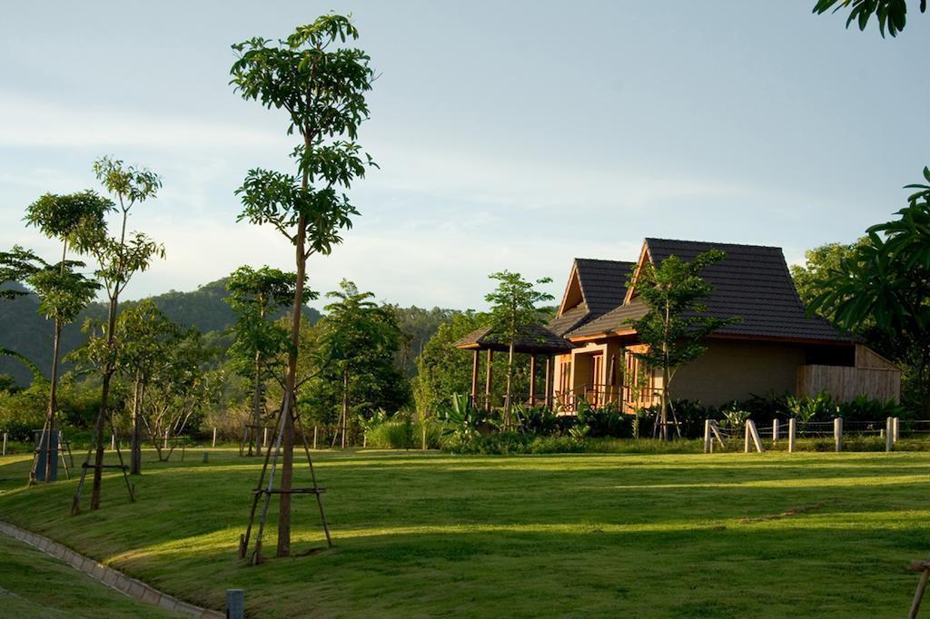 Фото Guti Resort By Aka Hua Hin 5*