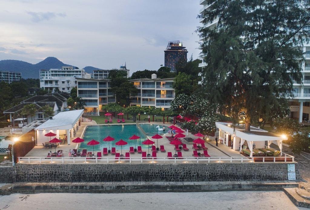 Chom View Hotel Hua Hin 3* қонақ үйі