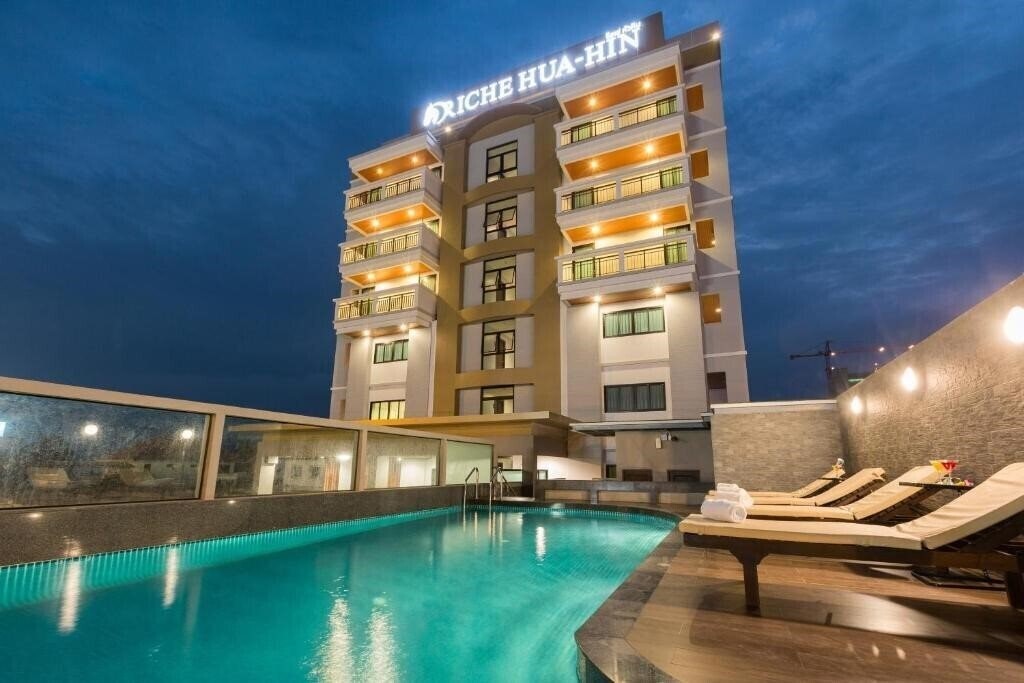 Отель Riche Hotel Hua Hin 3*