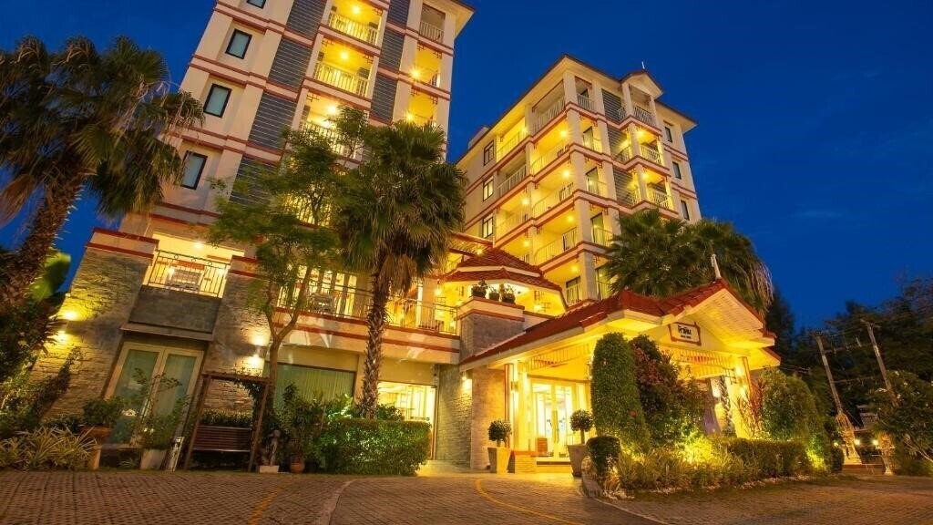 Отель Kiang Haad Beach Hua Hin 4*