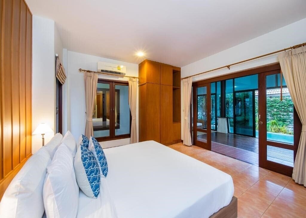 Blu Marine Hua Hin Resort & Villas 3* фотосуреті