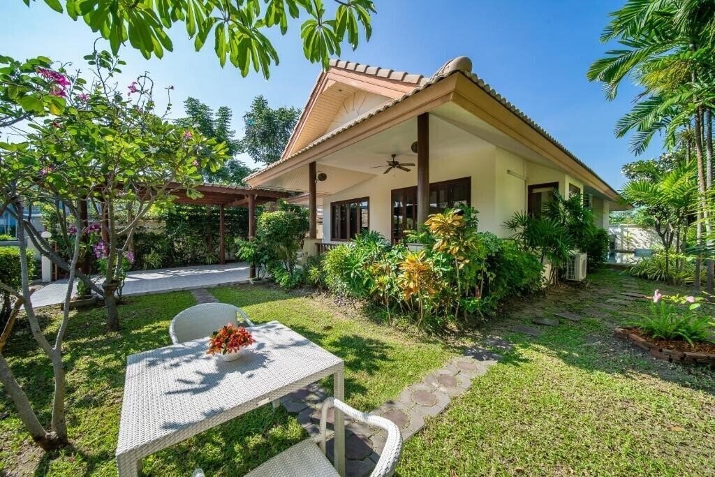 Blu Marine Hua Hin Resort & Villas 3* суреті