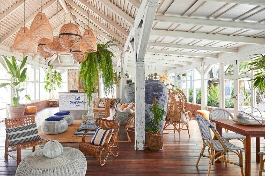 The Peri Hotel Hua Hin 4* суреті