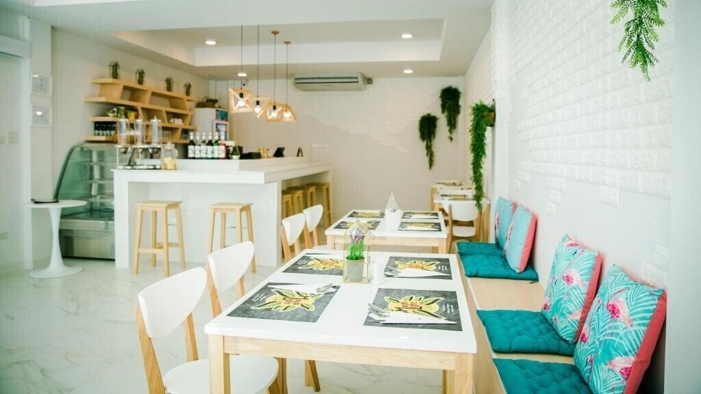 Triple Z Hotel 3* суреті