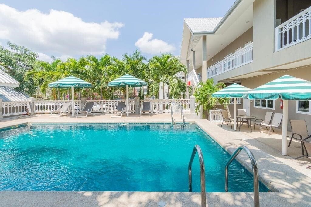 Pom Pom Residence By Oyo Rooms 3* қонақ үйі