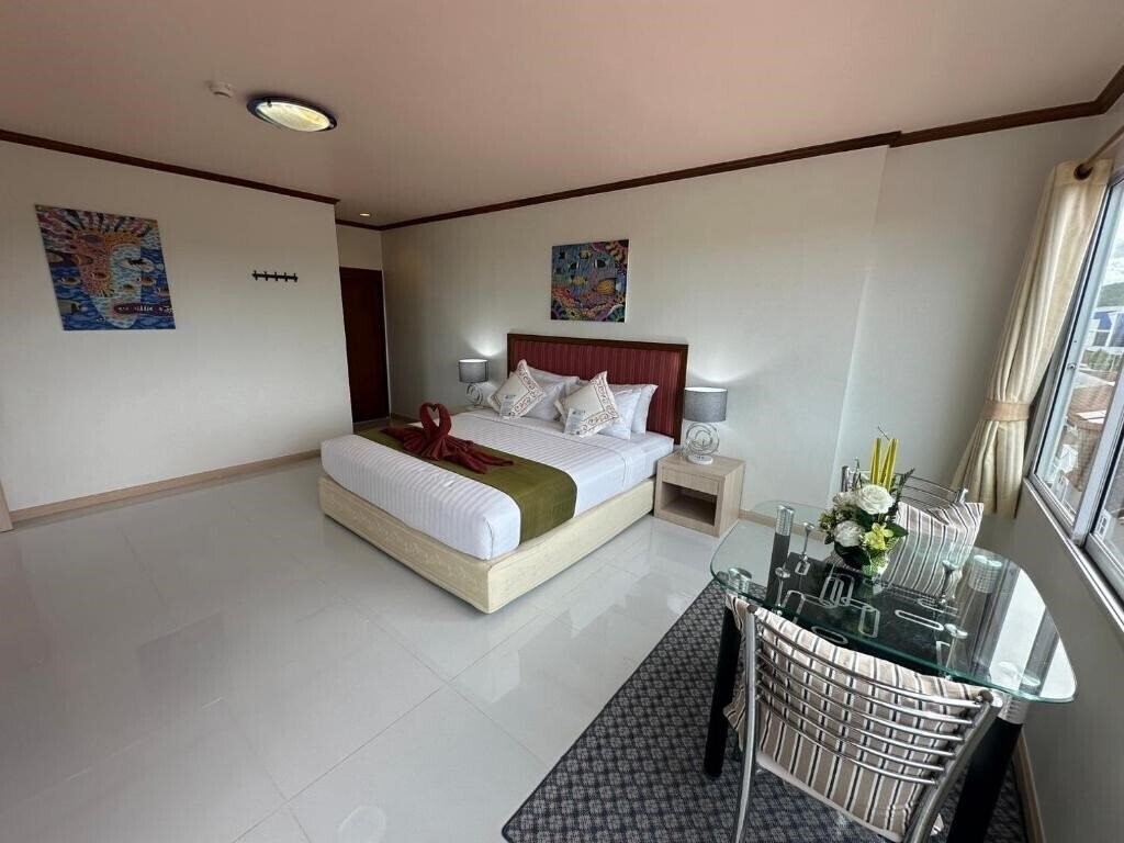 Отель Thipurai Beach Hotel 3*