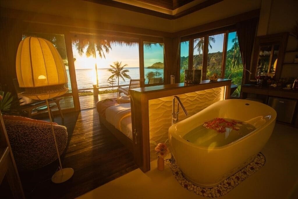 Фото The Beach Natural Resort Koh Kood 4*