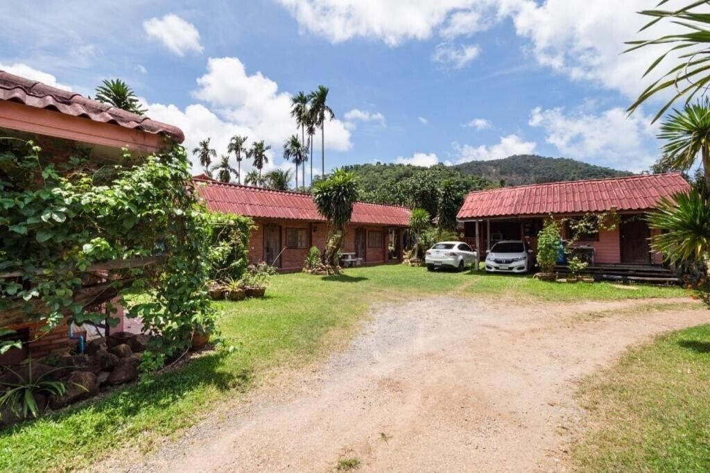 Oyo 1143 Phet Luran Thai Resort Kohchang 2* фотосуреті