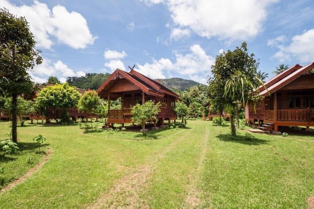 Изображение Oyo 1143 Phet Luran Thai Resort Kohchang 2*