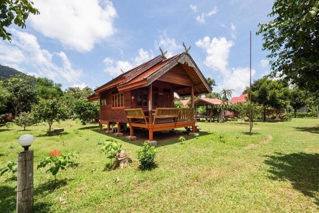 Oyo 1143 Phet Luran Thai Resort Kohchang 2* суреті