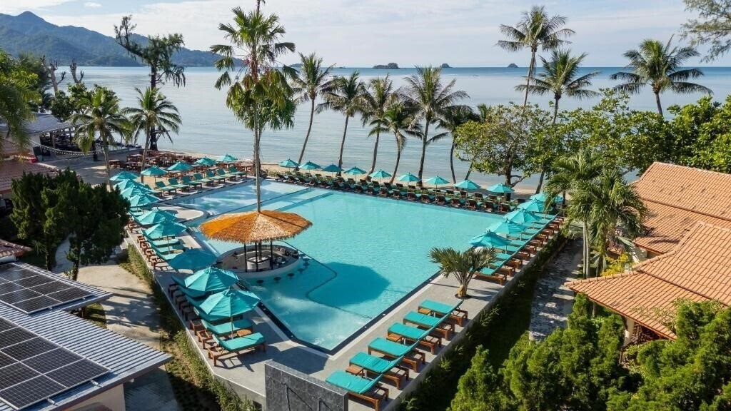 Отель Koh Chang Paradise Resort & SPA 4*