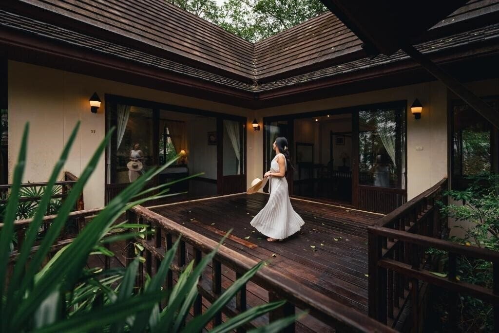 Отель Kooncharaburi Resort - Koh Chang 4*