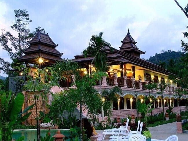 Grand Orchid 3* қонақ үйі