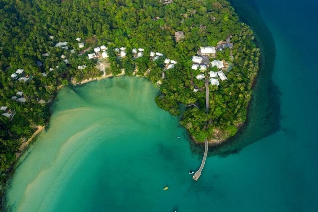 Отель Soneva Kiri By Soneva Resorts 5*