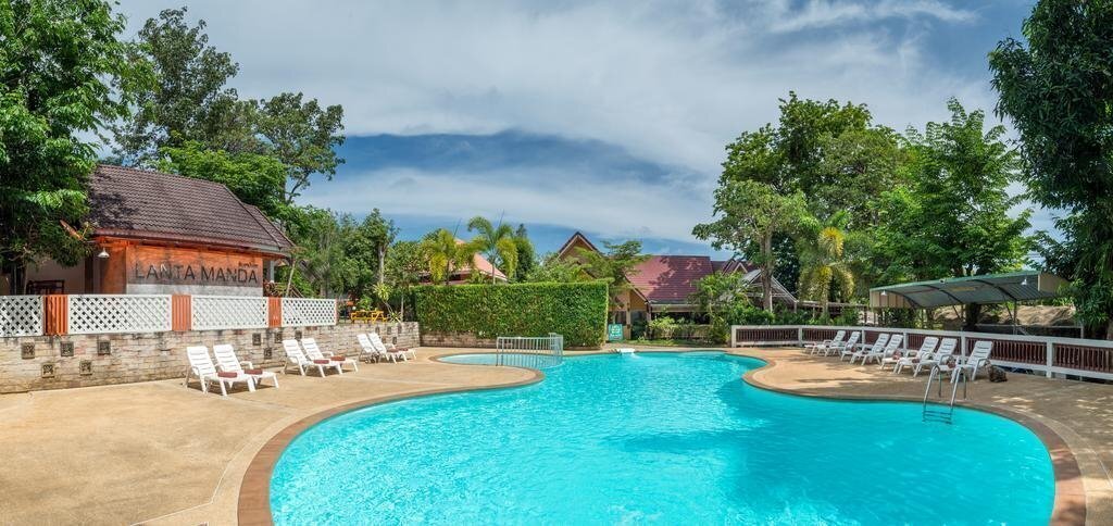 Отель Lanta Manda 3*