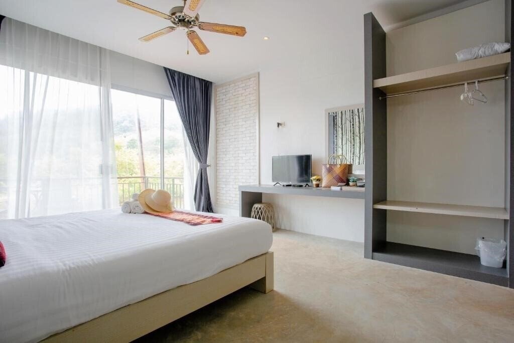 Фотография Ko Lanta Amantra Lake View Resort 3*
