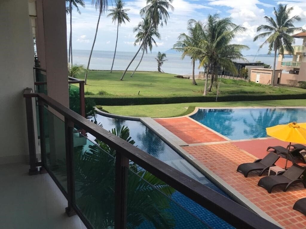 Фотография Lanta Pura Beach Resort 4*