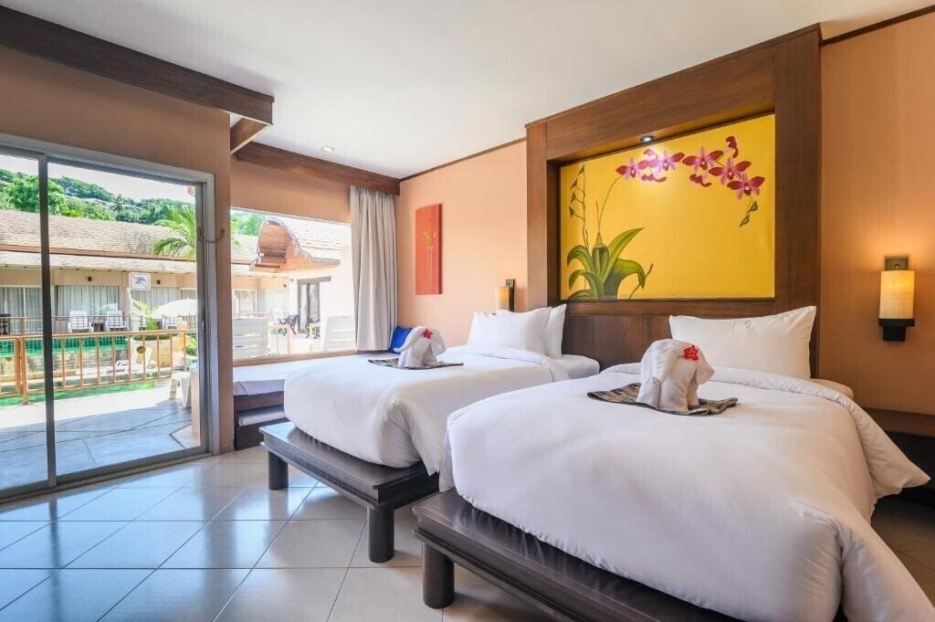 Фото Phuket Kata Resort 3*