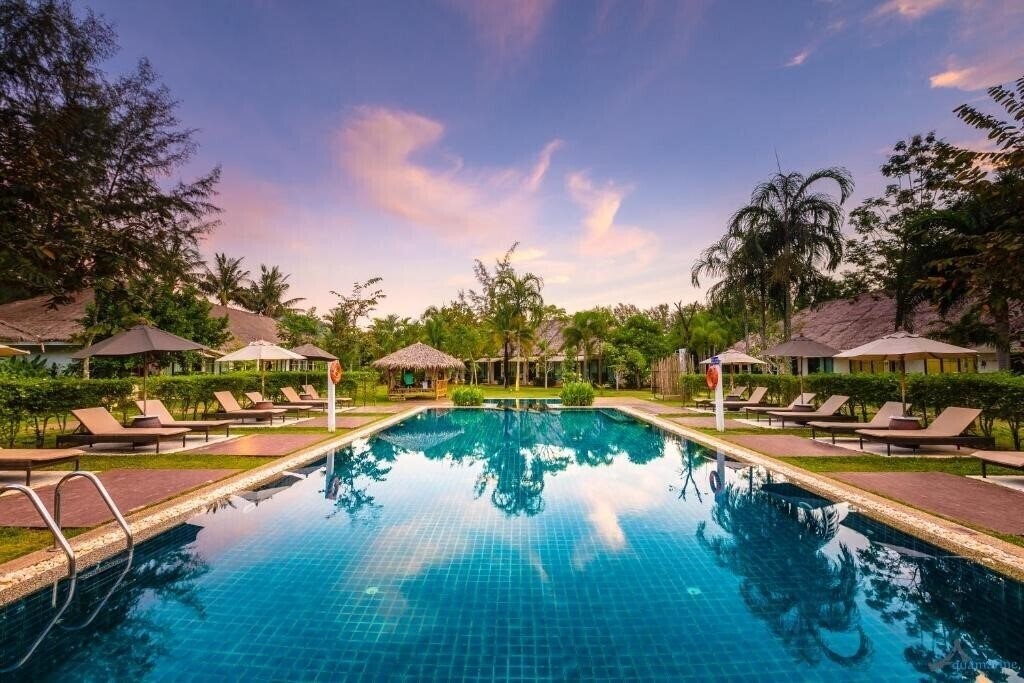 Отель Krabi Aquamarine Resort & SPA 3*