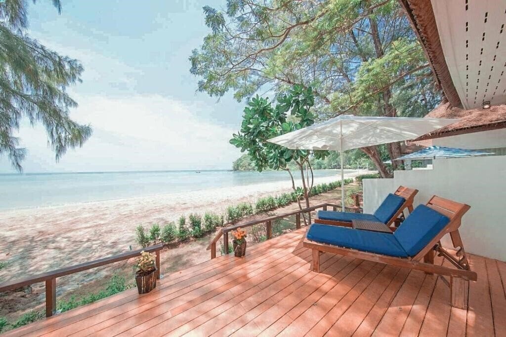 Изображение Twin Bay Resort Lanta 3*