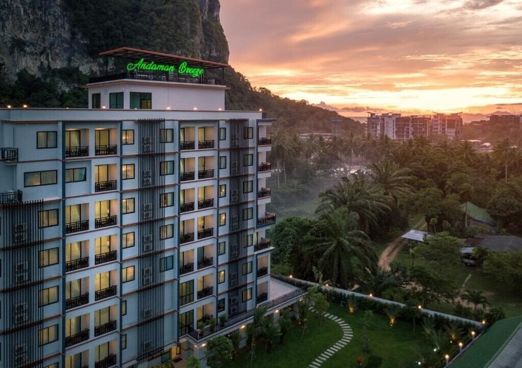 Andaman Breeze Resort Krabi 4* қонақ үйі