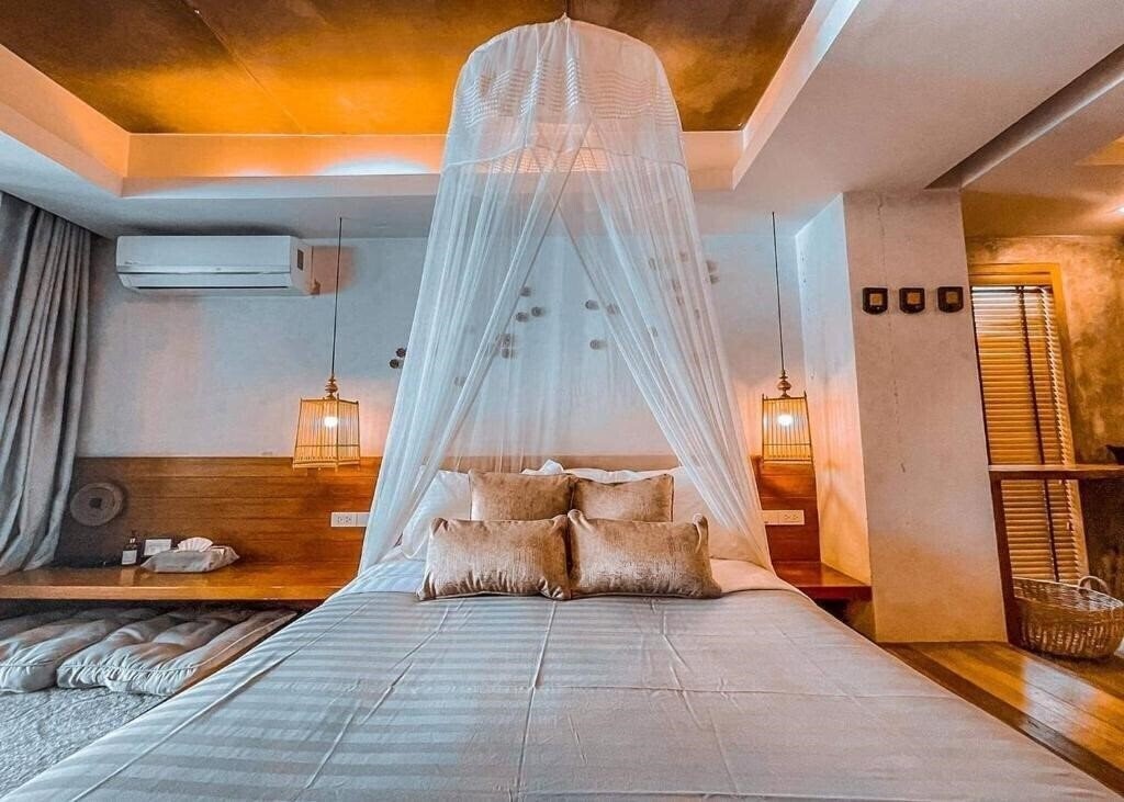Отель The Parlour Krabi 2*